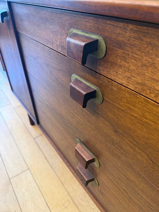 Sideboard with Cabinet and 4 Drawers