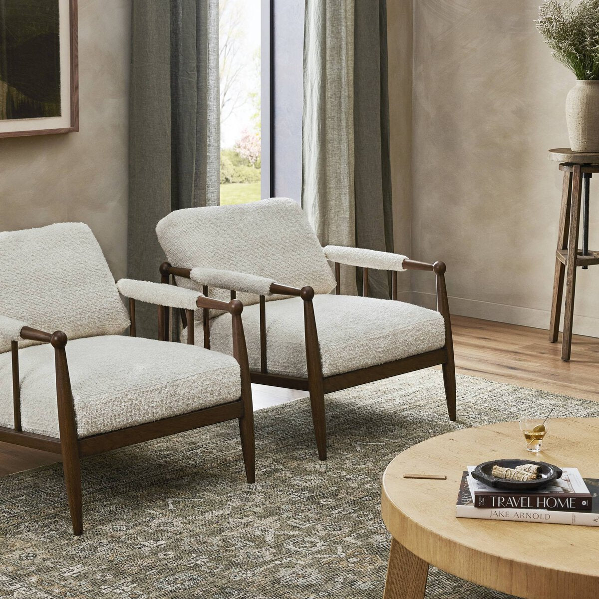 Spindle Frame Chair with Arm Wraps