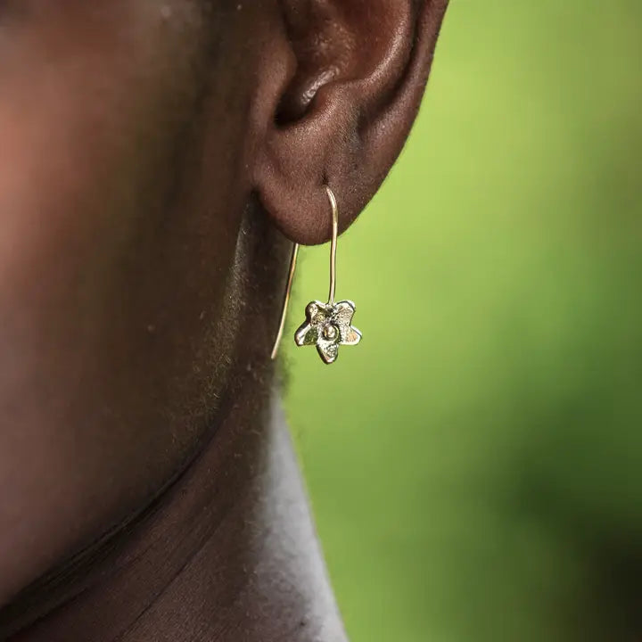 Maua Mini Flower Drop Earrings