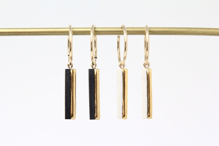 Horizontal Dipped Bar Hoops: Black