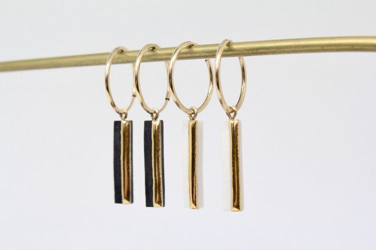 Horizontal Dipped Bar Hoops: Black