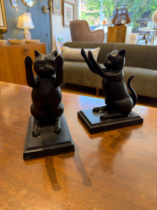 Pair of Vintage Cast Iron Cat Bopkends