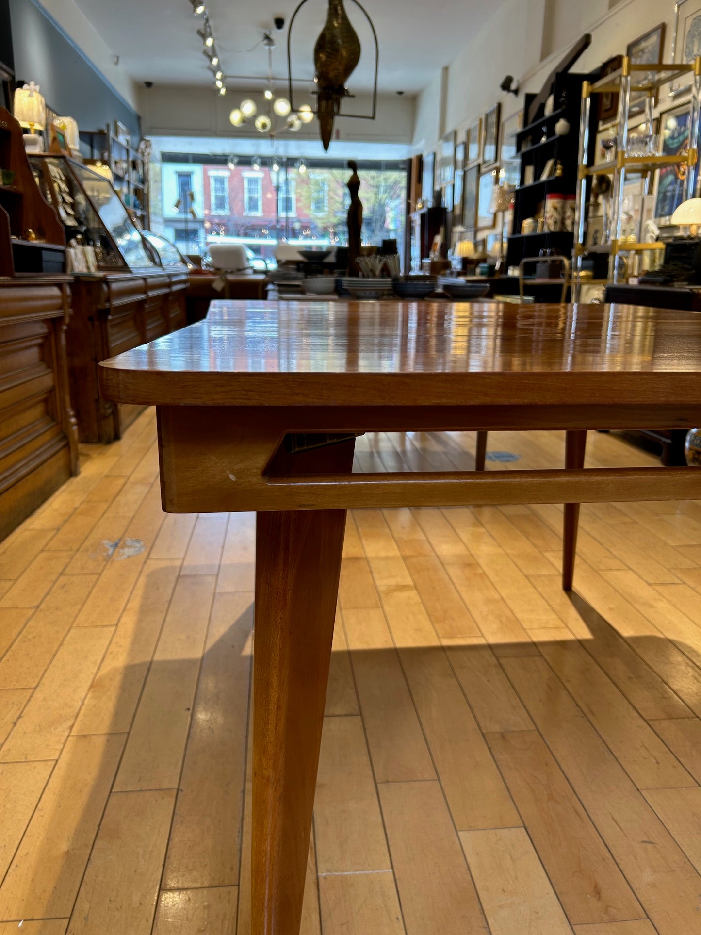 Pine Dining Table with 1 Leaf