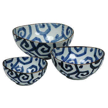 Set of 3 Karakusa Nesting Bowls