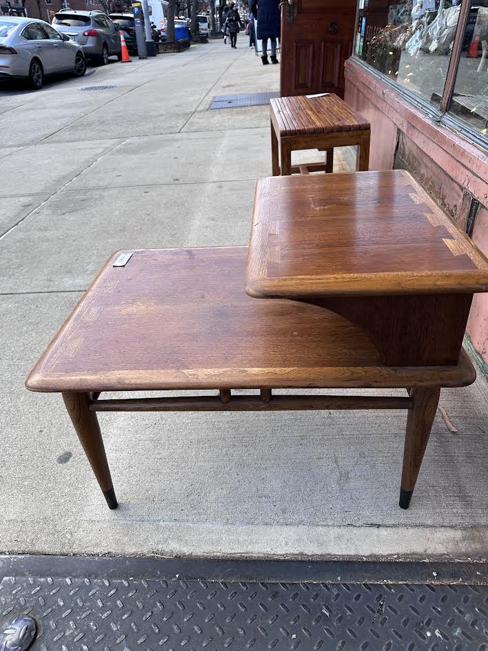 Lane 2-Tier Side Table