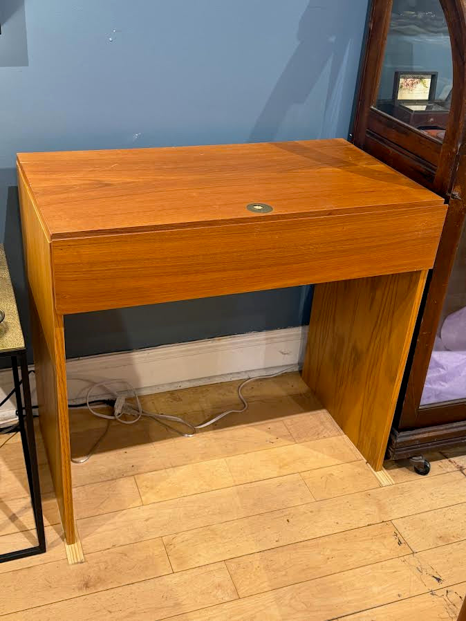 Teak Desk/Lift Top Vanity