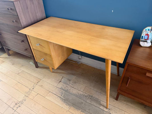 Paul McCobb for the Planner Group line writing Desk