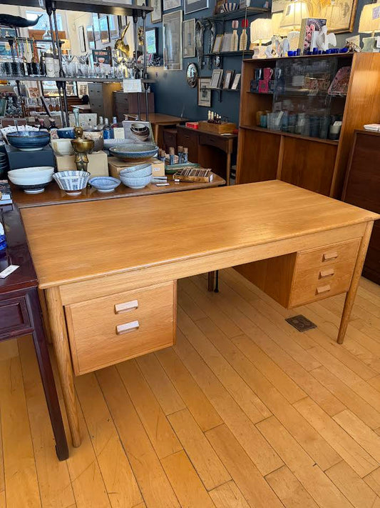 Borge Mogensen for Soborg Mobler, Oak Double Drawer Desk