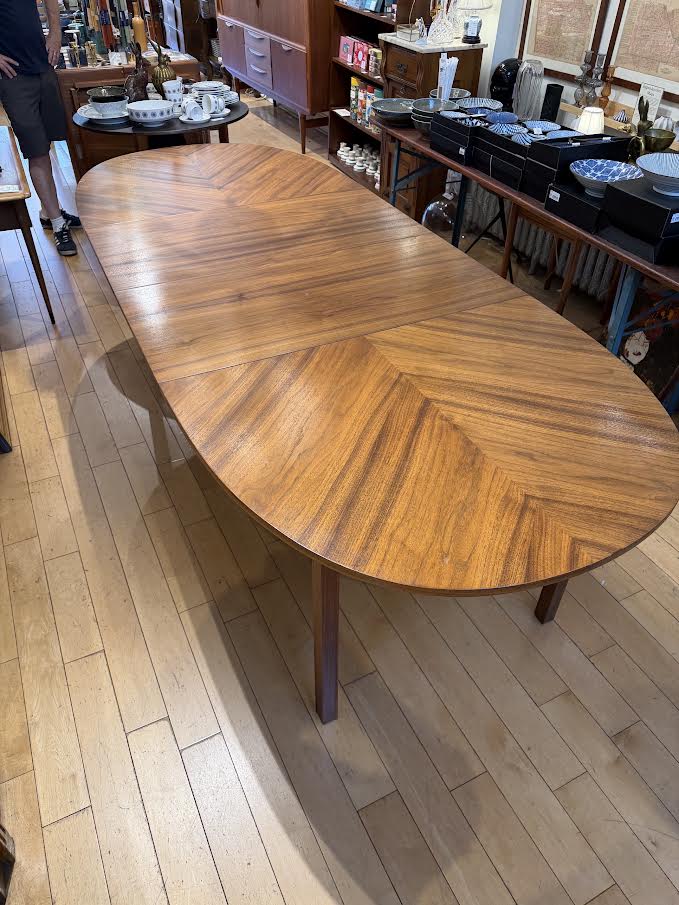 Oval Walnut Dining Table with 2 Leaves