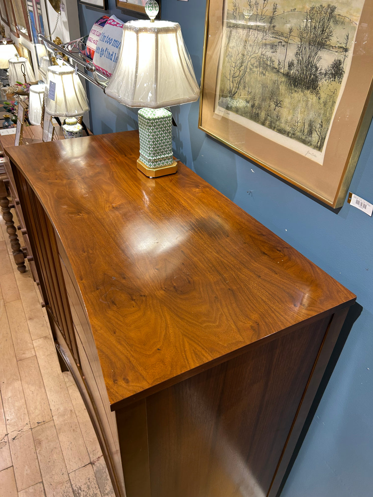 Unagusta Strata High Chest