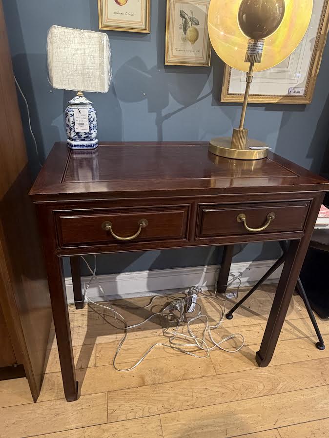 Small Desk with 2 Drawers