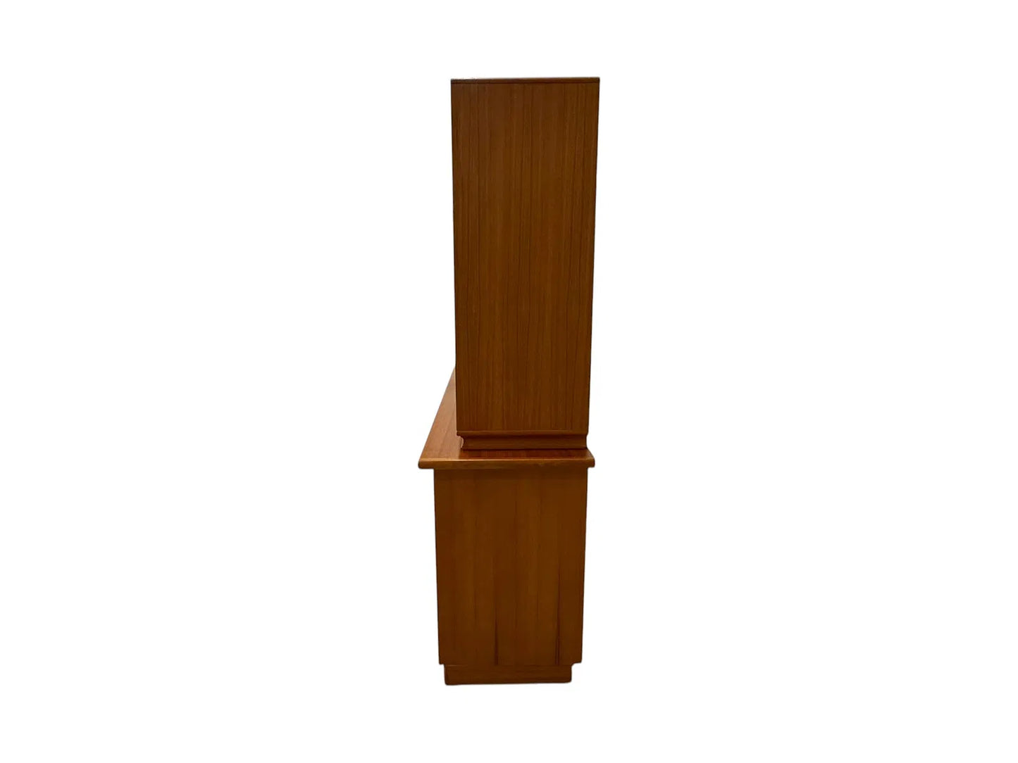 Dyrlund Danish Modern Sideboard With Hutch