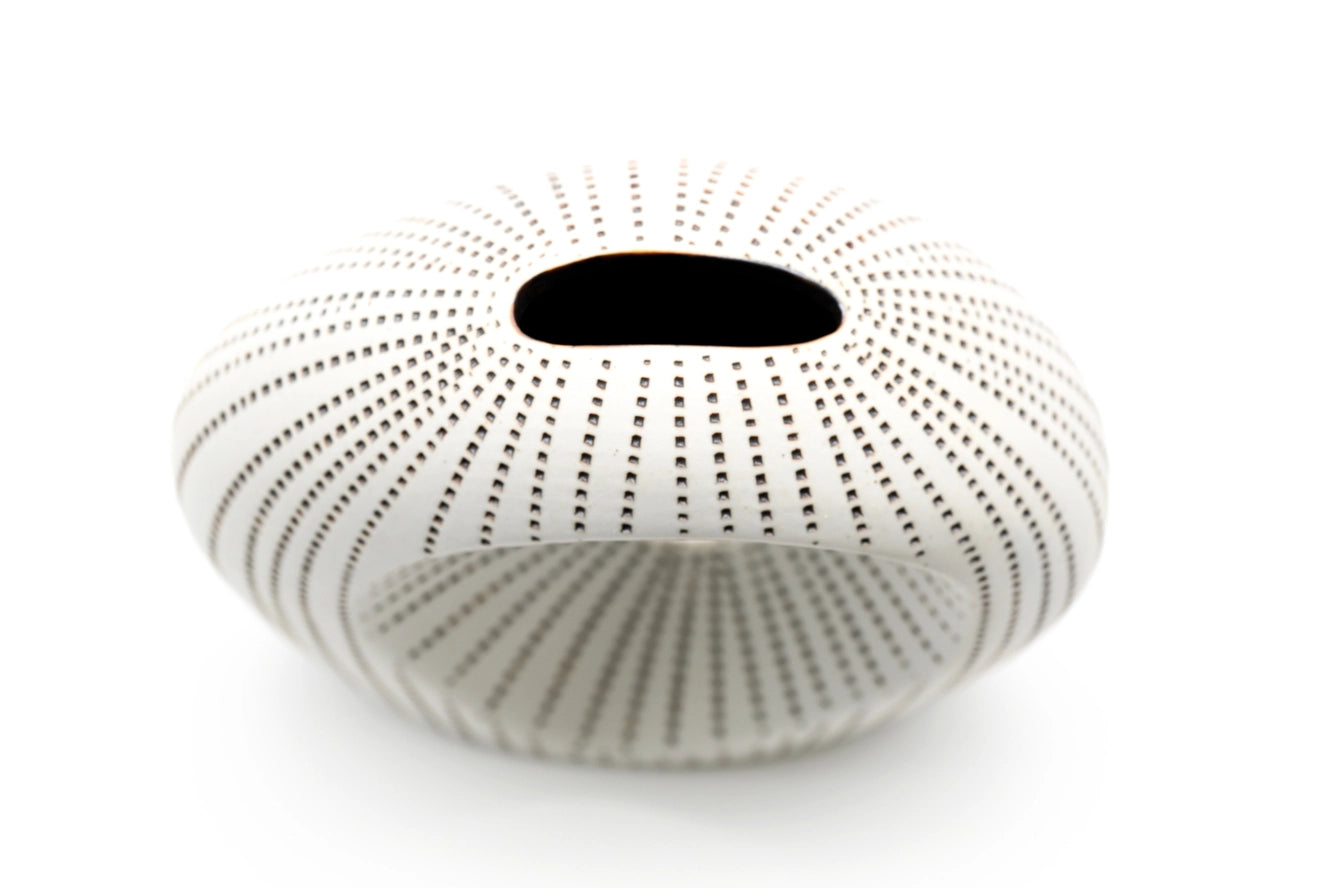 Artura Mini S - Handcrafted Porcelain Vase