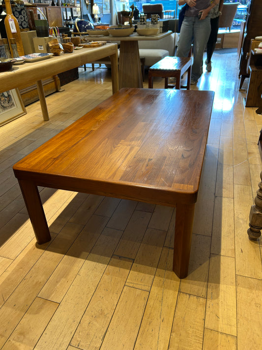 Danish Modern Coffee Table. Mobelfabrikken Toften (Repaired)