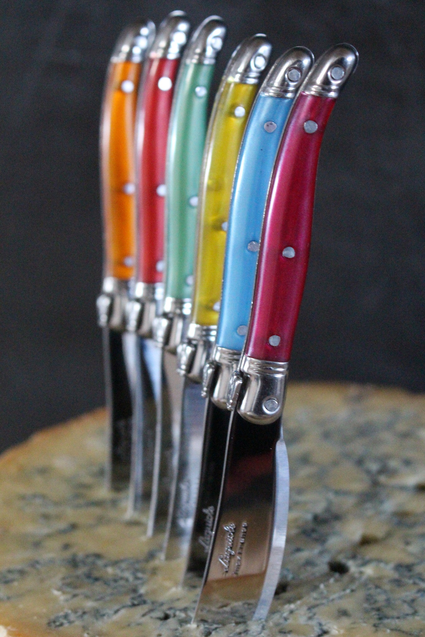 Rounded Soft Cheese Knife- Assorted Colors (Individual)