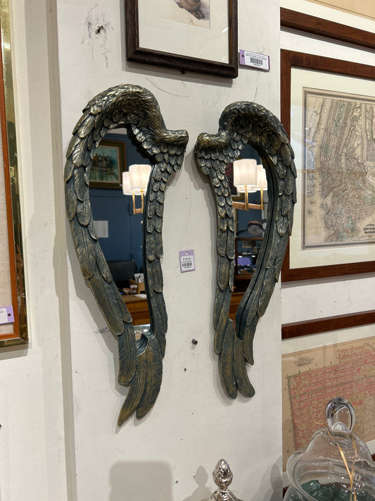 Wings Mirror
