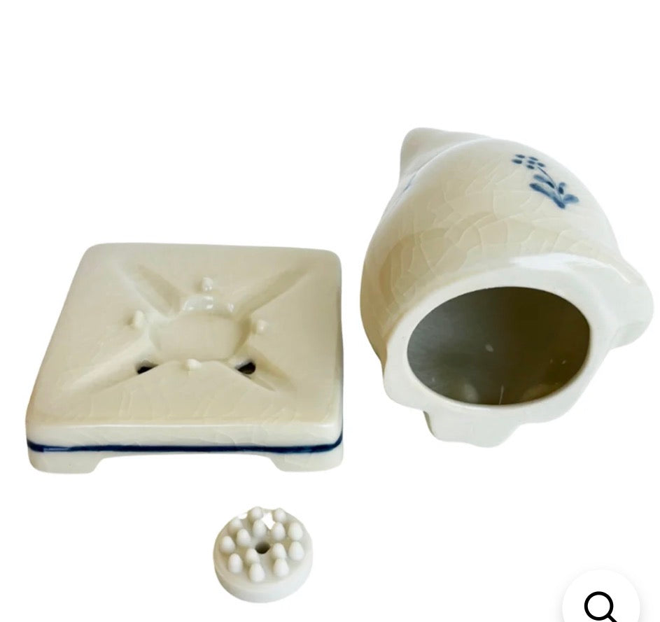 Porcelain Cat Incense Holder
