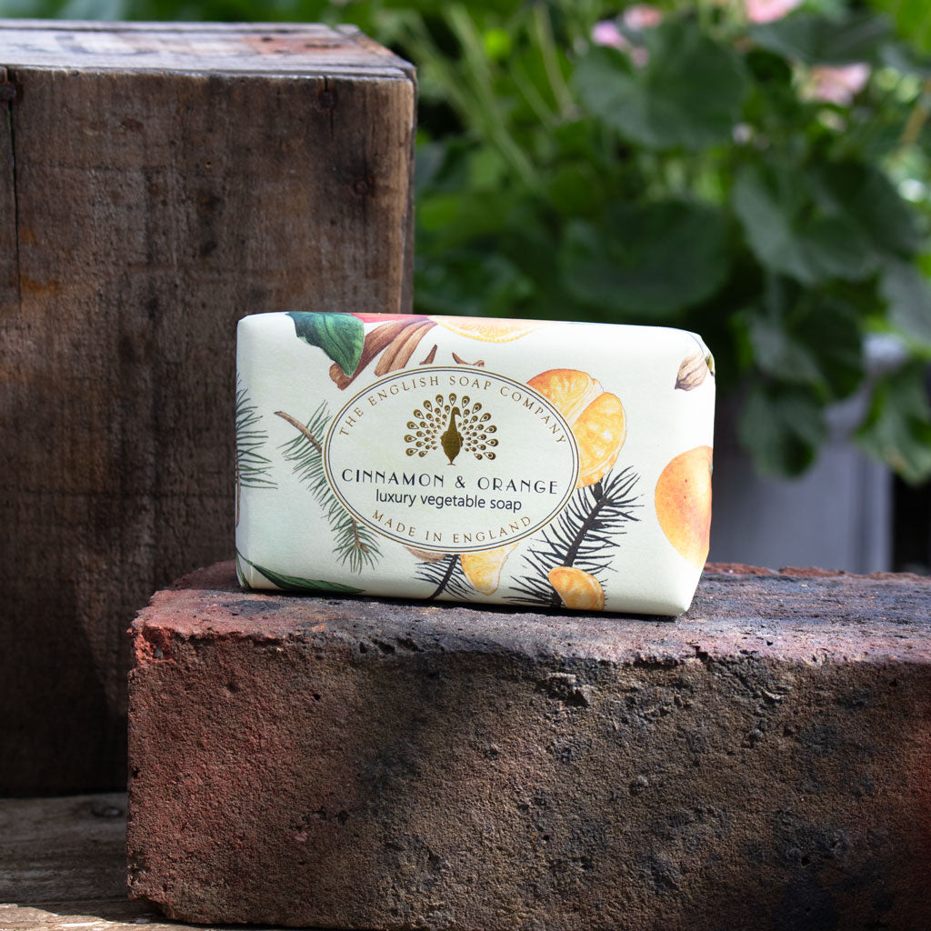 Cinnamon and Orange Soap (190g-Vintage Collection)
