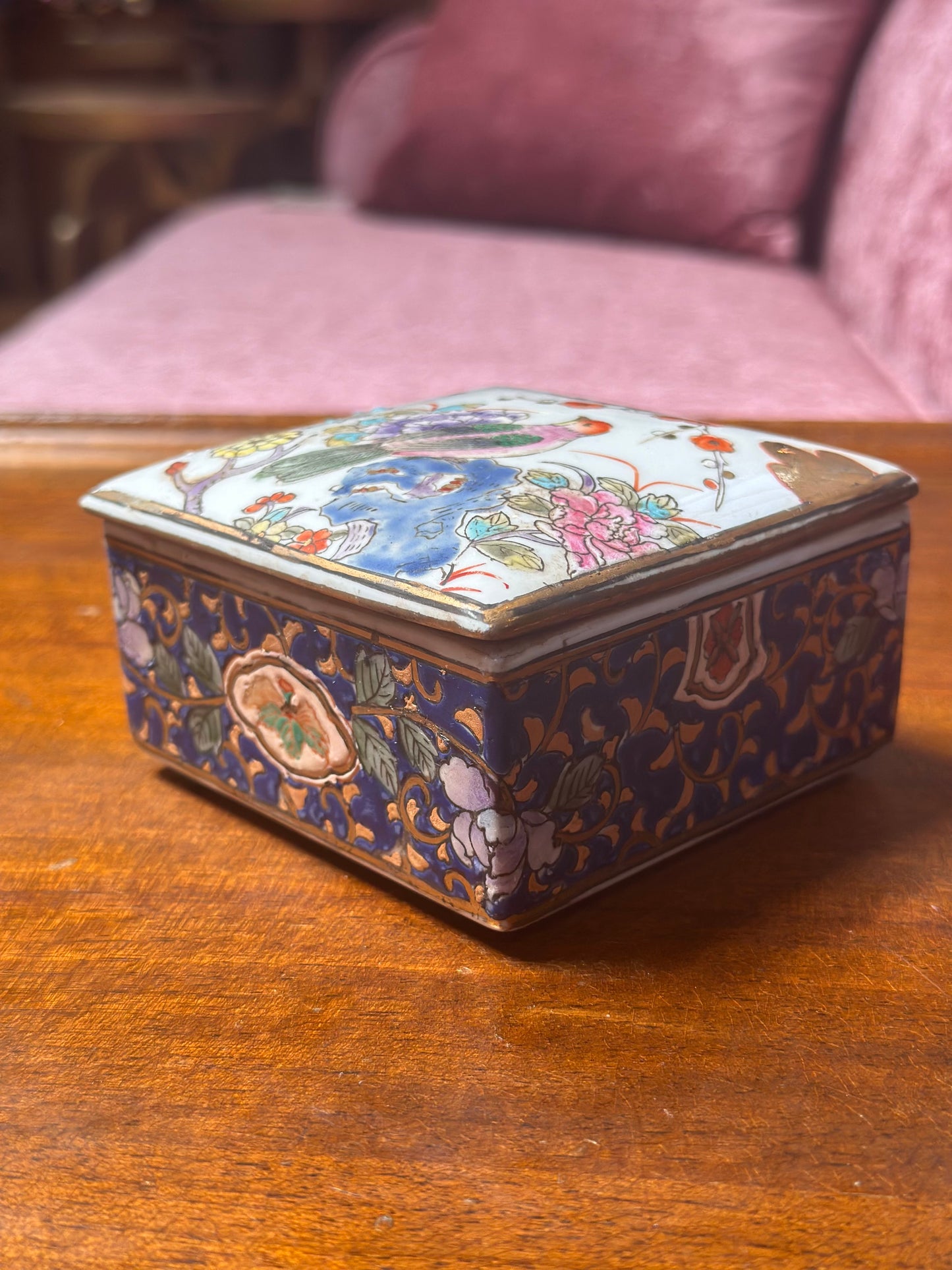 Square Porcelain Box with Bird