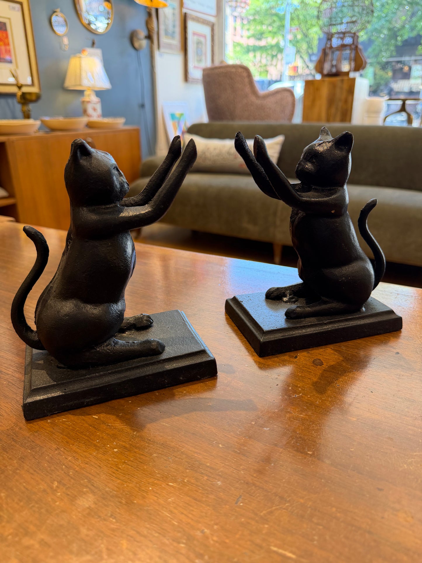 Pair of Vintage Cast Iron Cat Bopkends