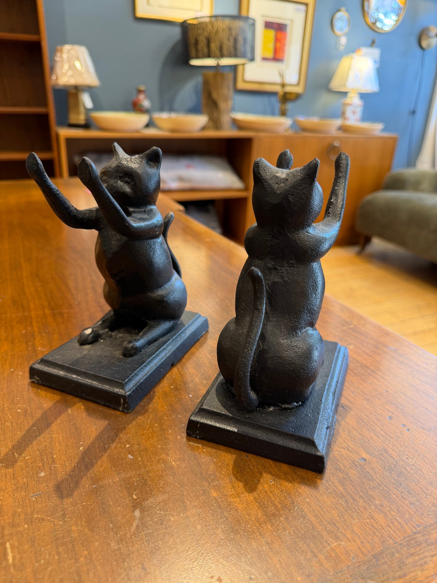 Pair of Vintage Cast Iron Cat Bopkends