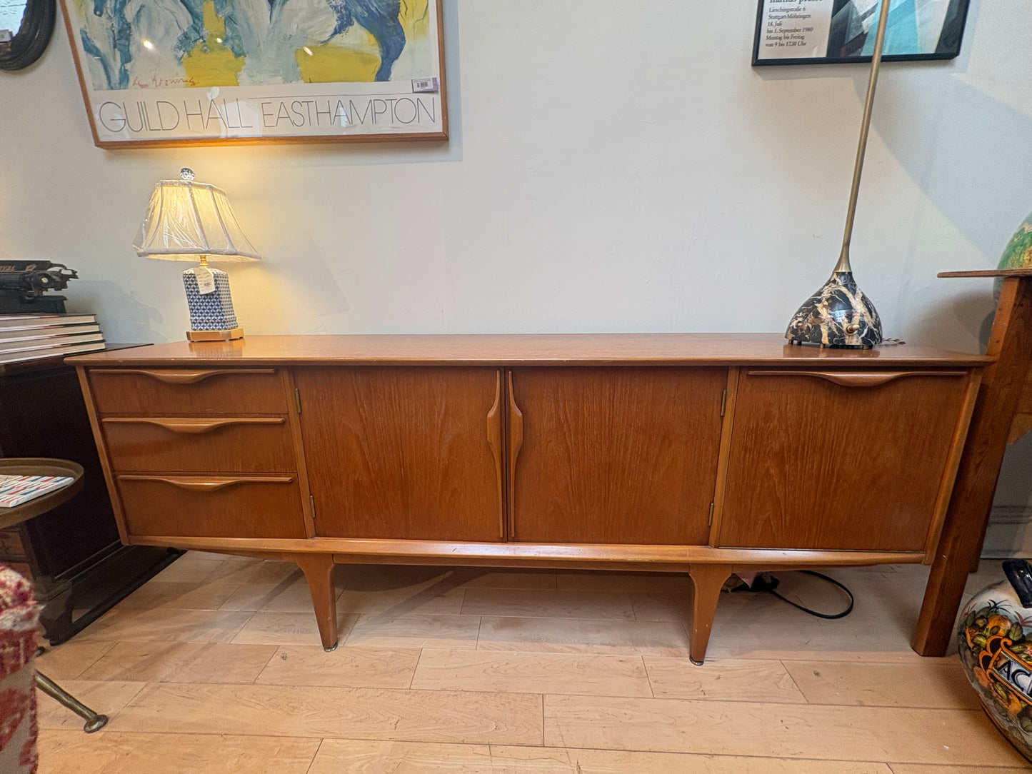Low Sideboard with 2 Cabinets and 3 Drawers
