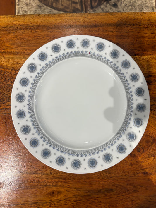 Set/4 1960s Rosenthal "EisBlume" 8" Plates