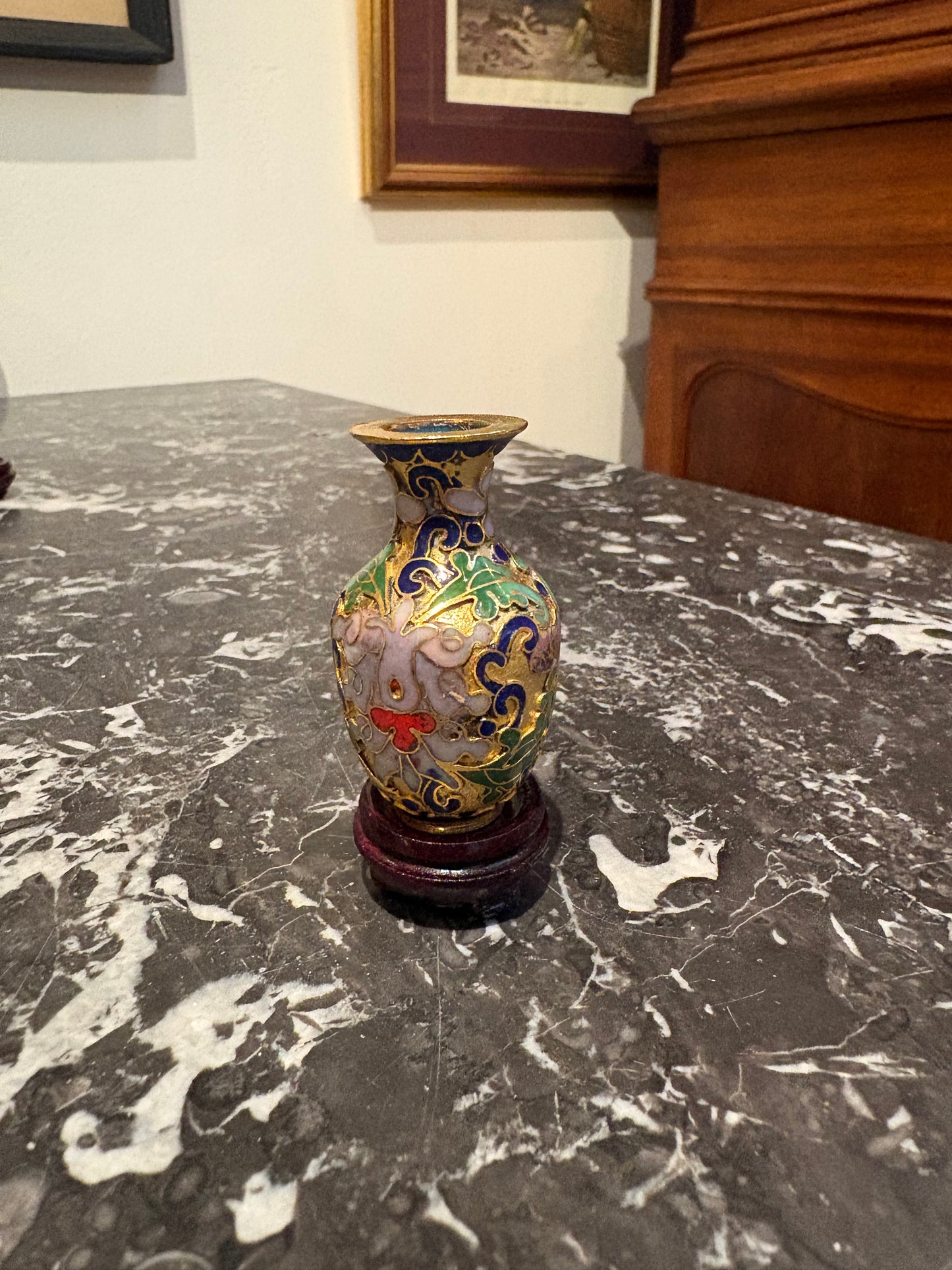 Tiny Cloisonne Vase on Stand (Individual)