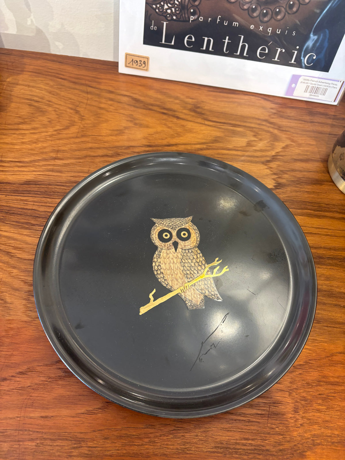 Round/Flat Lacquer Owl Tray with Inlaid Wood and Brass