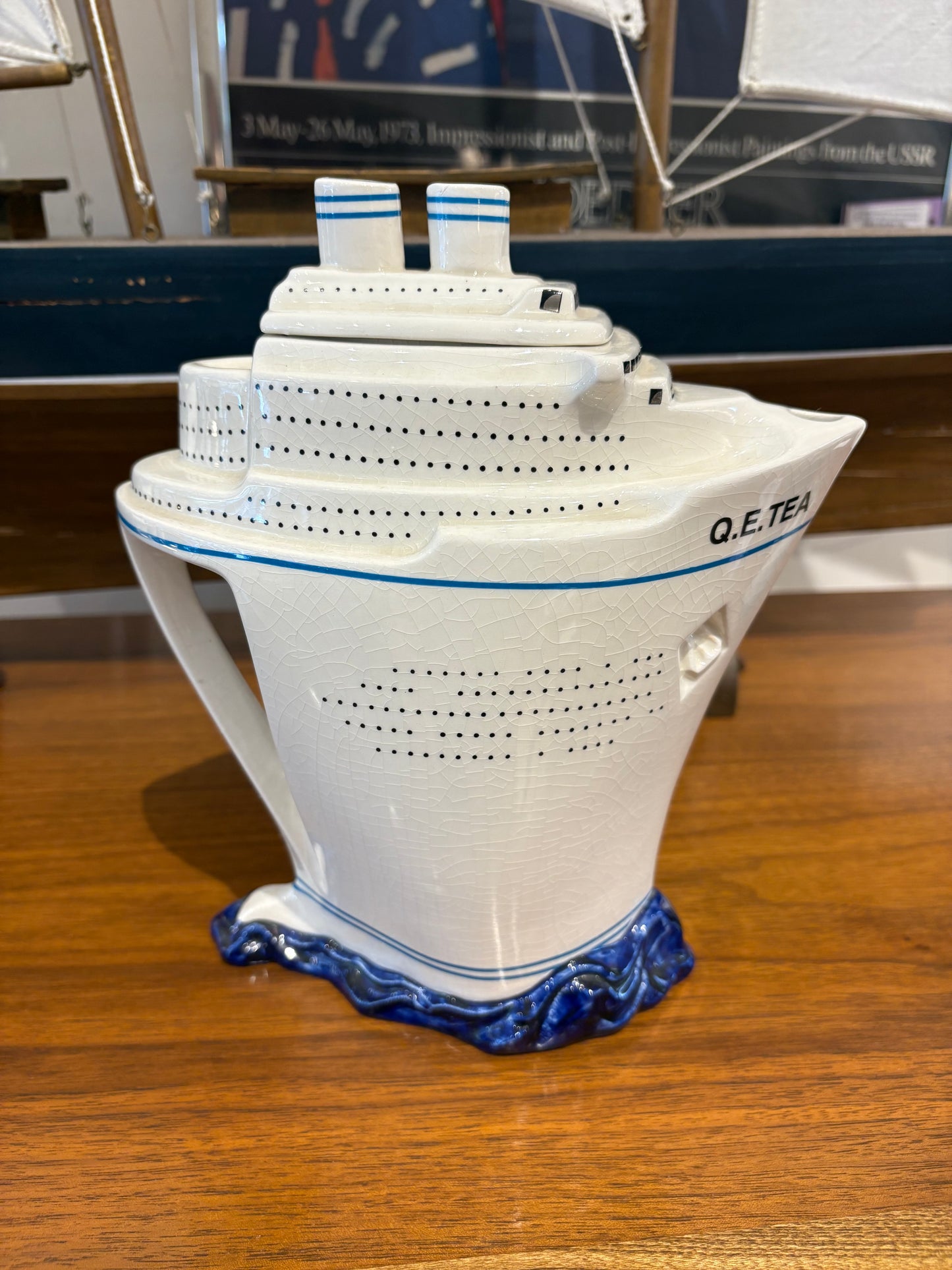 Vintage Cardew Queen Elizabeth II Teapot