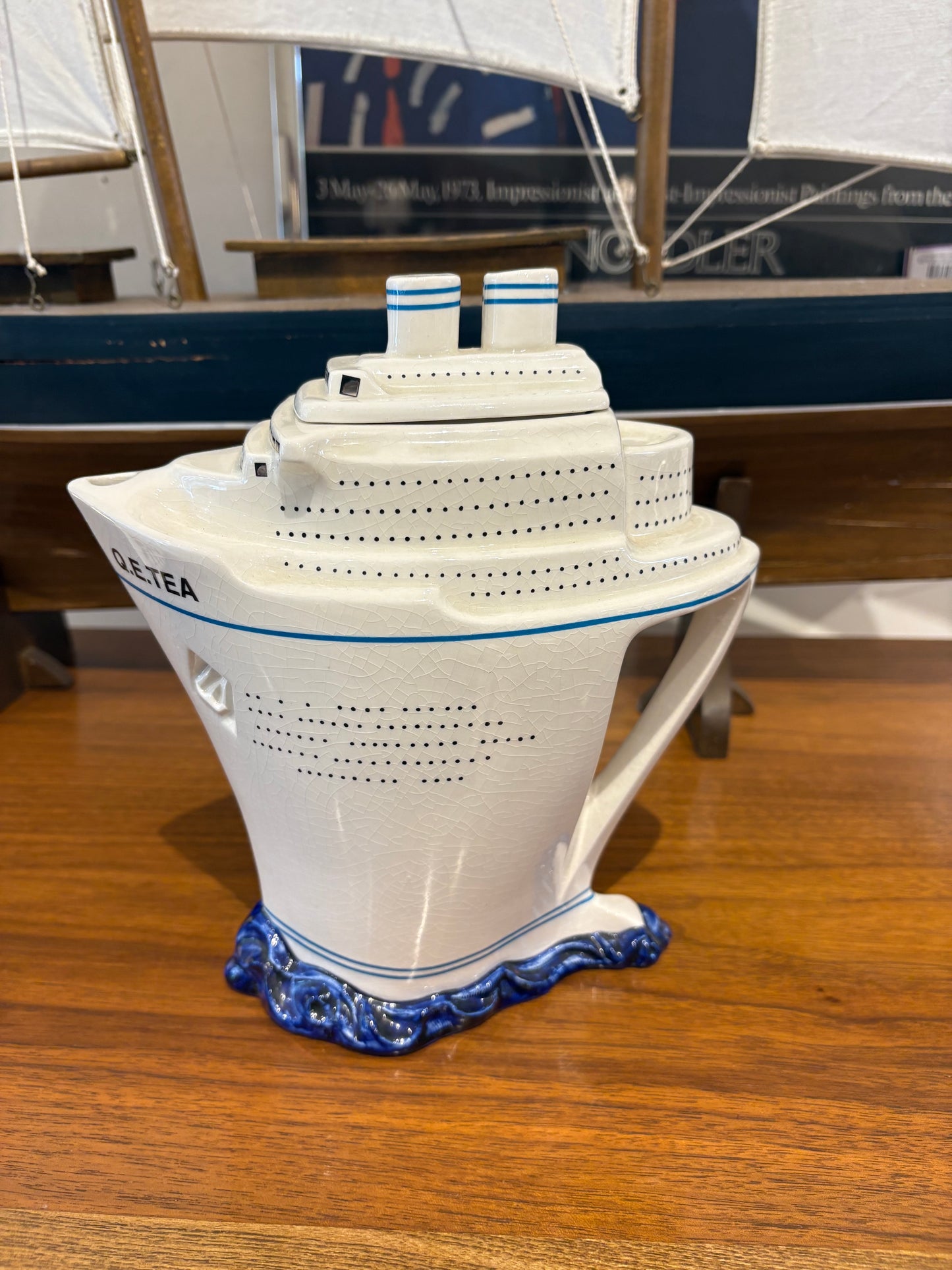 Vintage Cardew Queen Elizabeth II Teapot