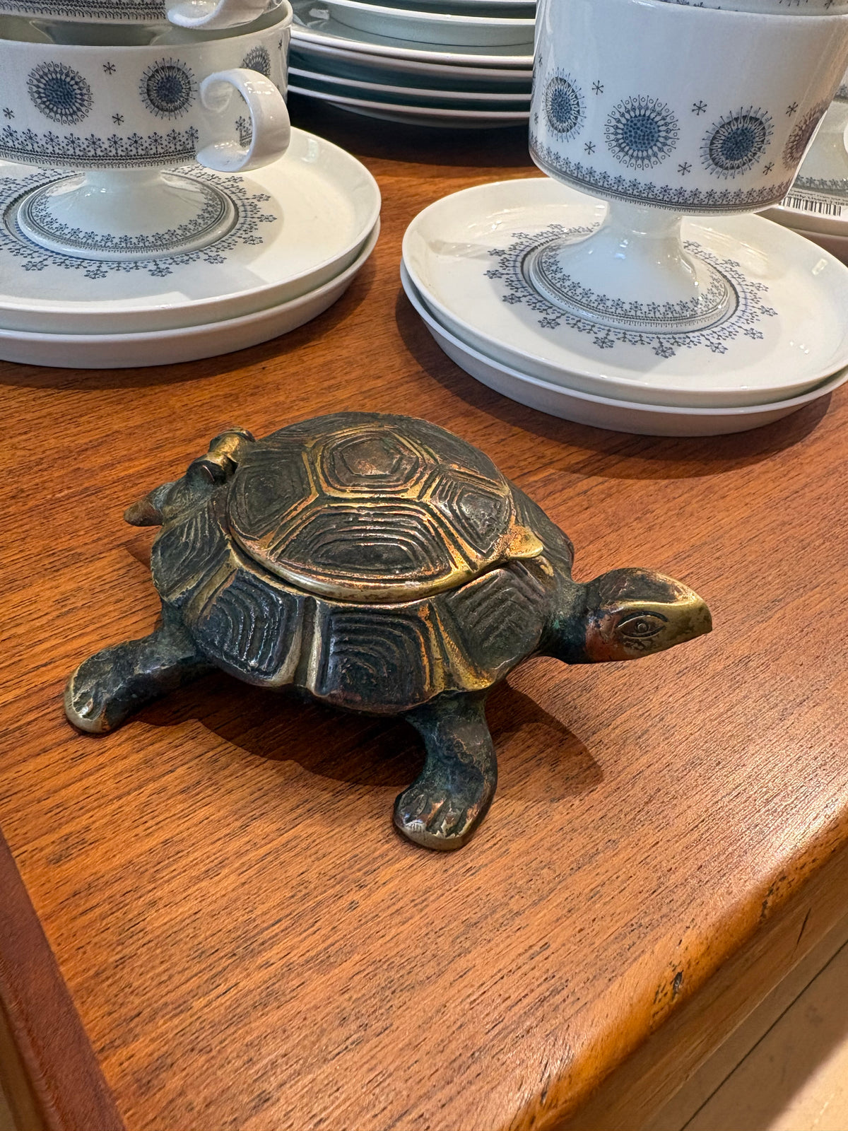 Metal Turtle Ashtray with Lid