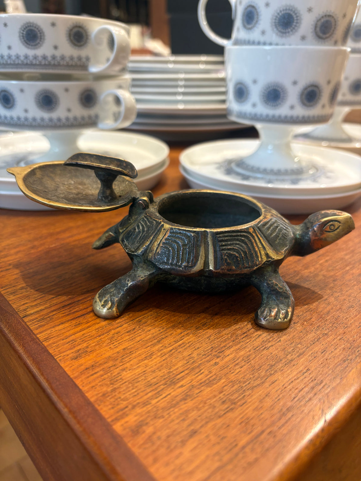 Metal Turtle Ashtray with Lid