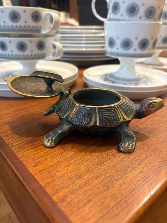 Metal Turtle Ashtray with Lid