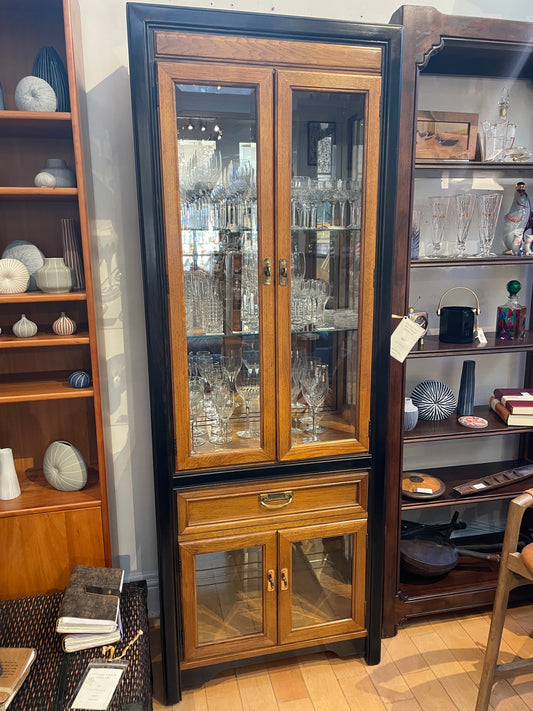 Vintage Henredon Curio Cabinet