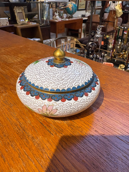 Round/Flat White Cloisonne Jar with Lid