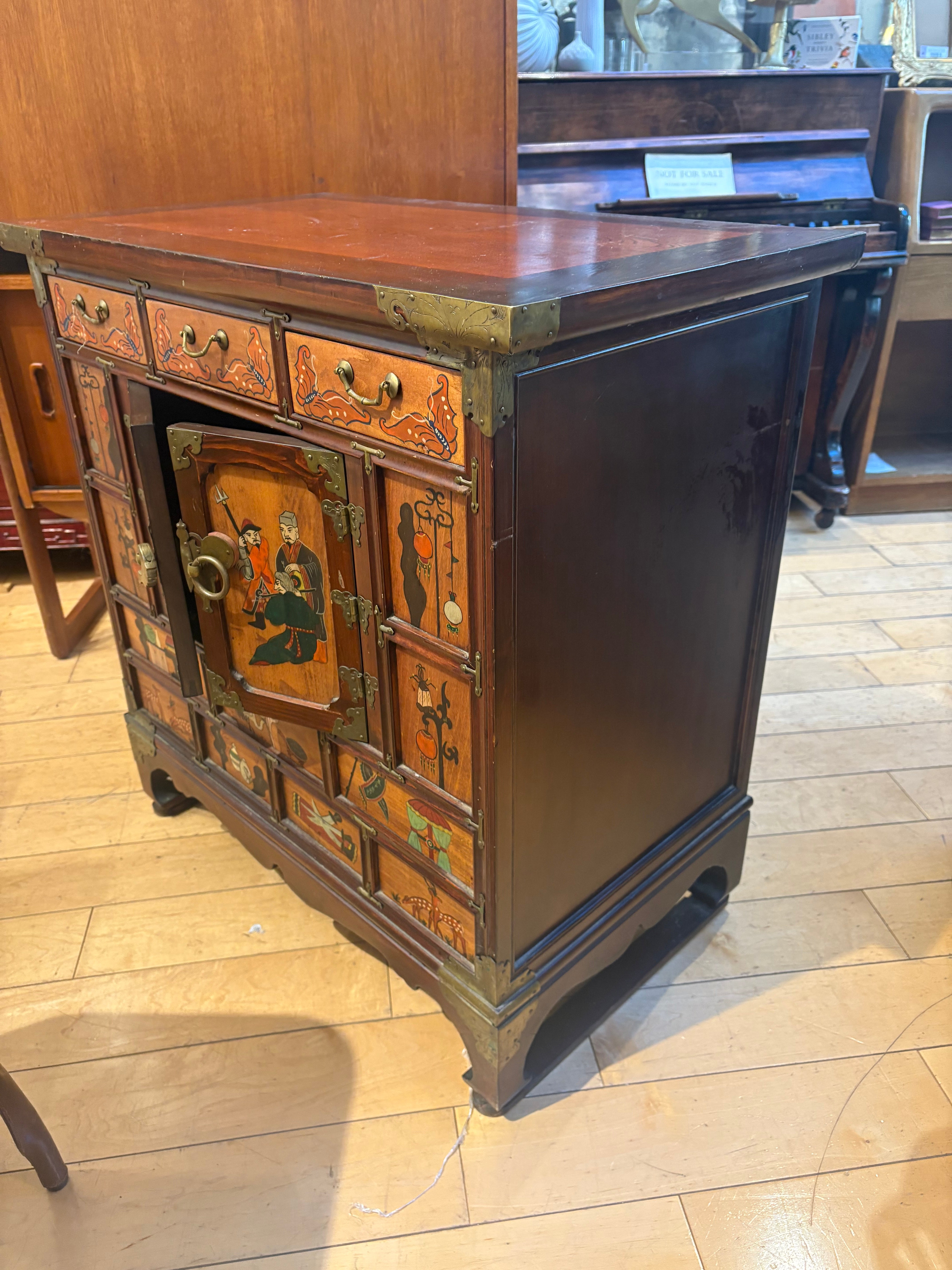 Illustrated Asian Cabinet with 3 Small Drawers – Sterling Place