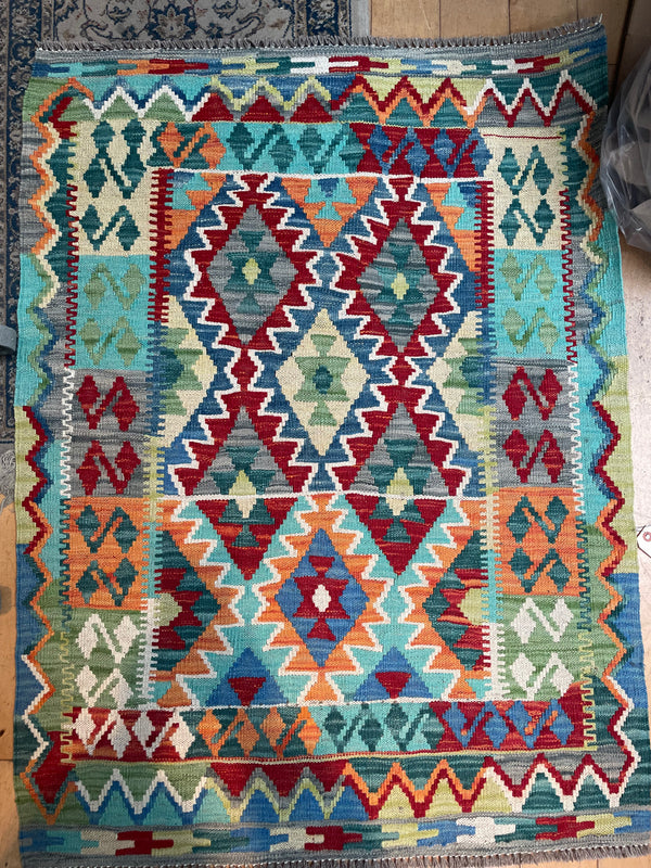 34" x 48" Pakistani Throw Rug