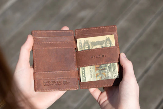 Essenziale ID Window Magic Wallet in Brushed Brown