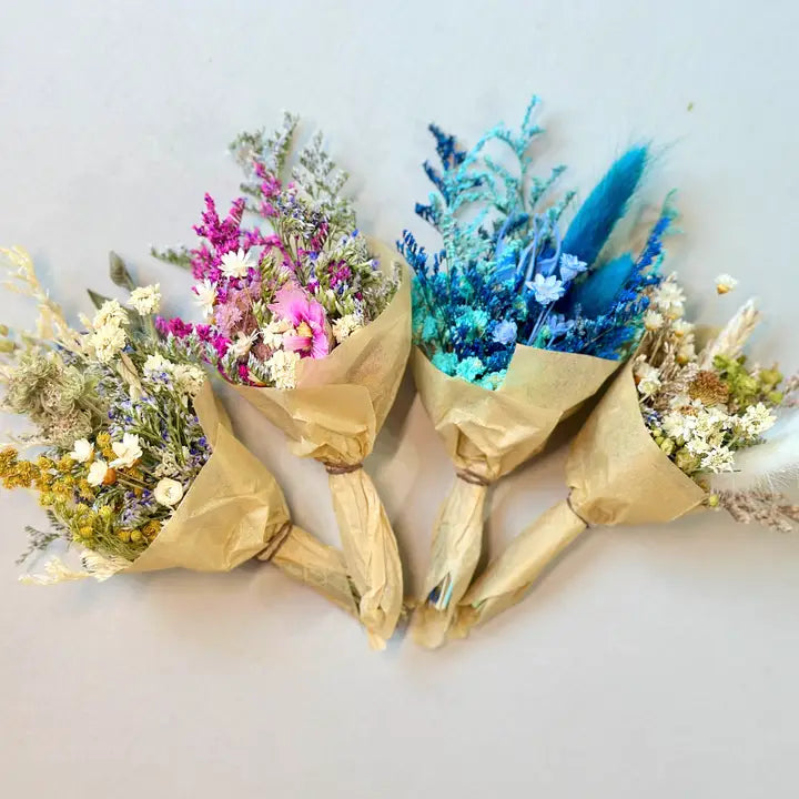 Tiny Dried Flower Bundle (Assorted Bouquet)