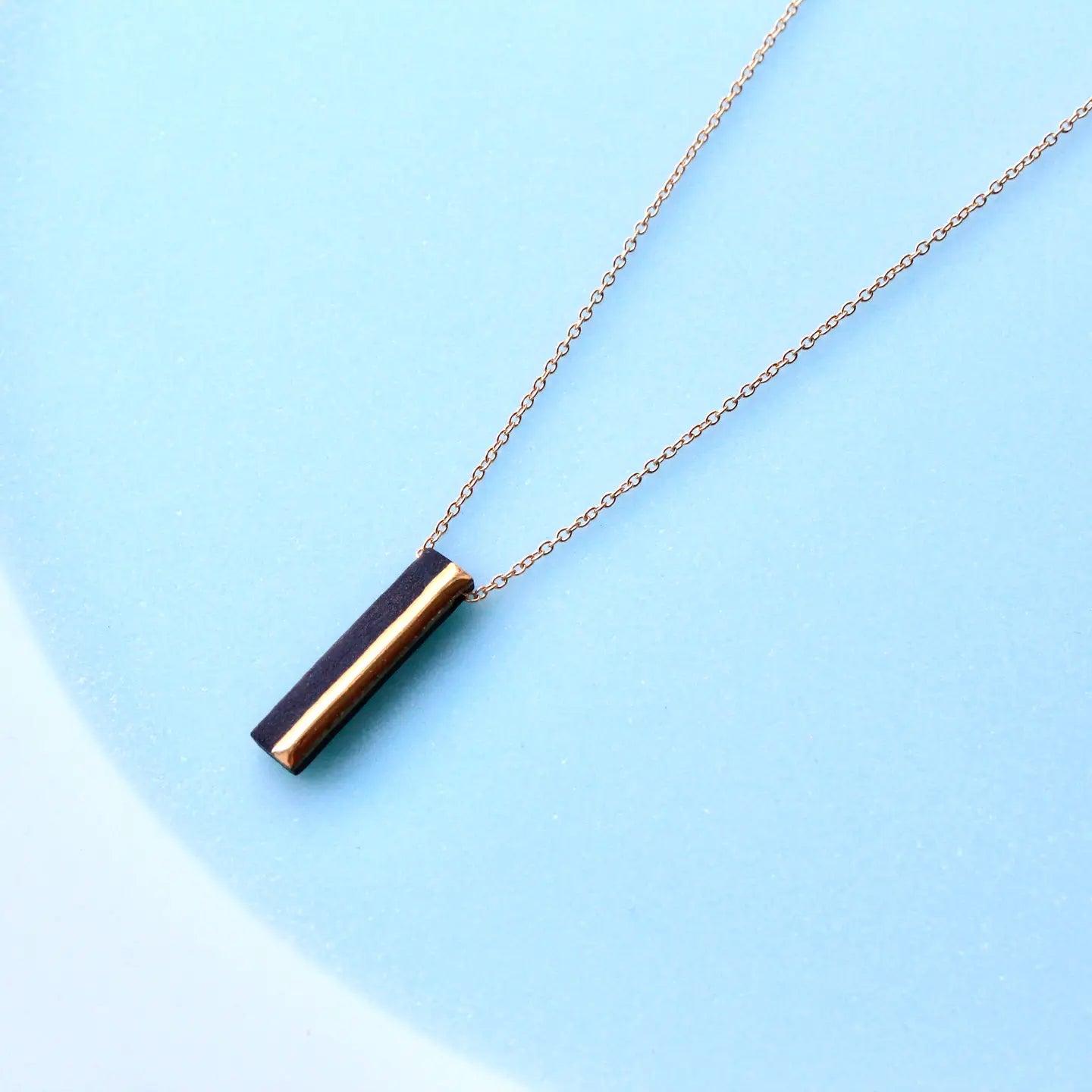 Horizontal Dipped Bar Necklace