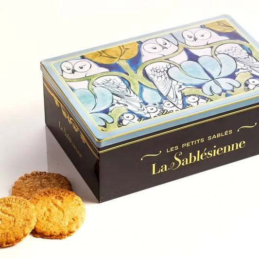 "Chouettes De Voysey" Raspberry Shortbread Tin