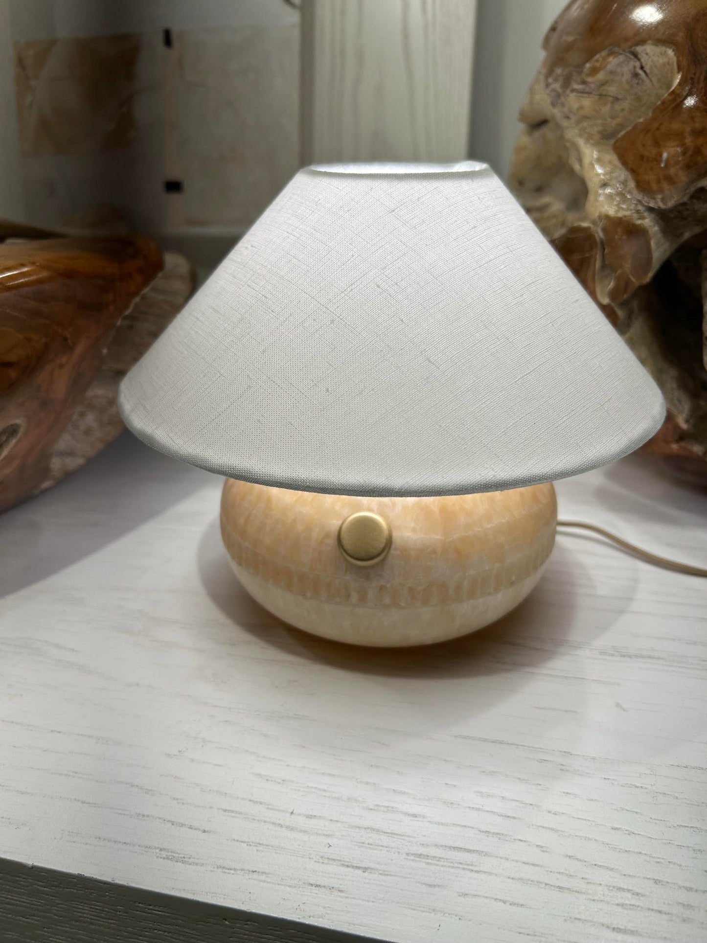 Onyx Curling Stone Rechargable Mini Lamp